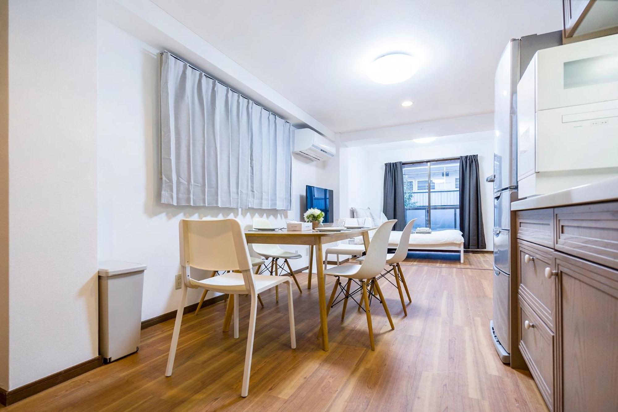 Charming Guesthouse In The Heart Of Okubo 丶steps To Metro And Convenient Travel! Eow4 Tokyo prefektur Exteriör bild