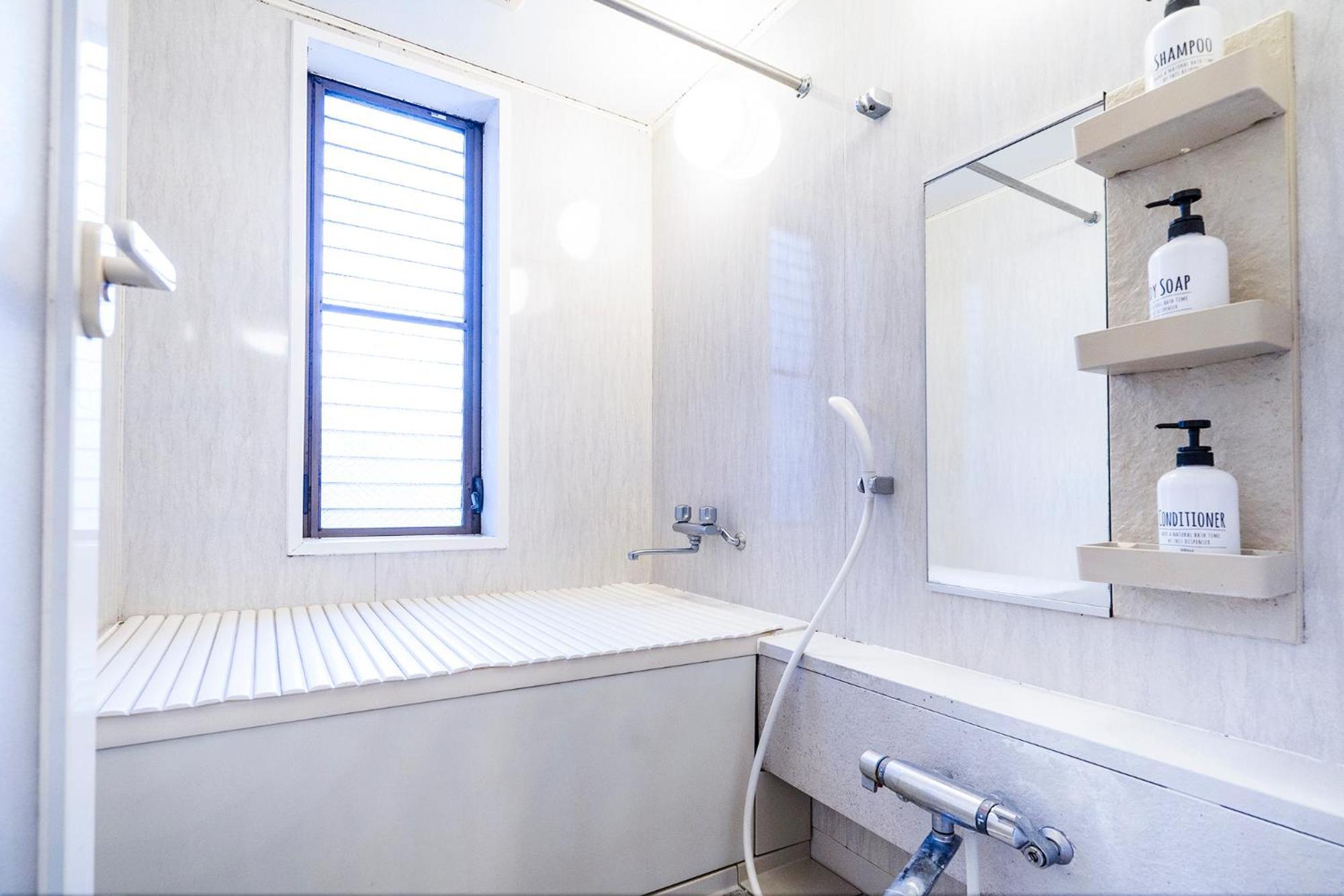 Charming Guesthouse In The Heart Of Okubo 丶steps To Metro And Convenient Travel! Eow4 Tokyo prefektur Exteriör bild