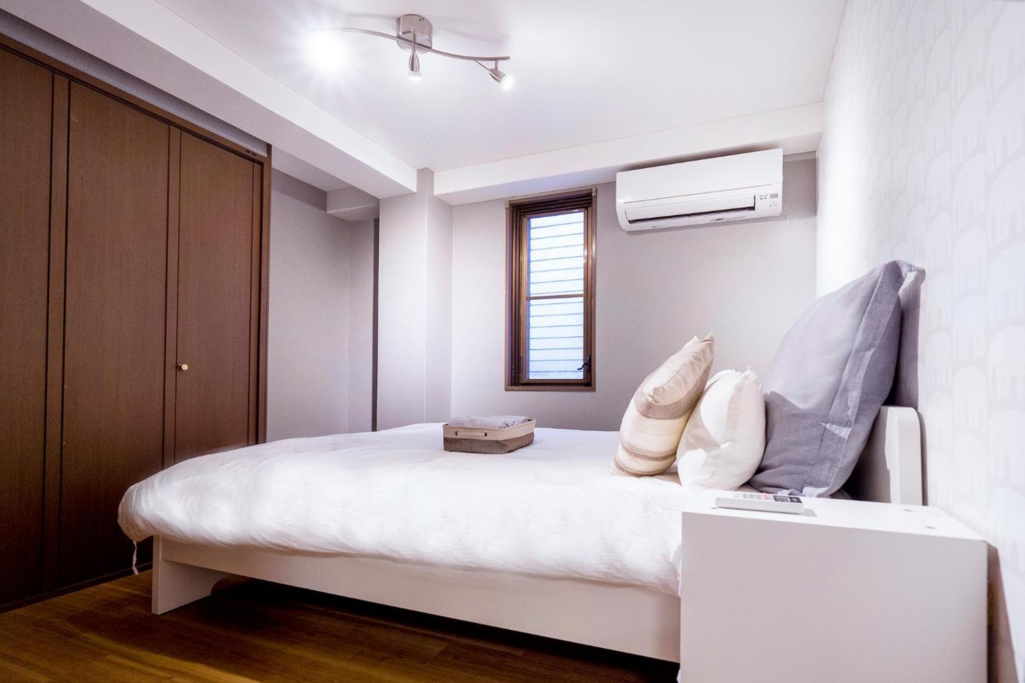 Charming Guesthouse In The Heart Of Okubo 丶steps To Metro And Convenient Travel! Eow4 Tokyo prefektur Exteriör bild