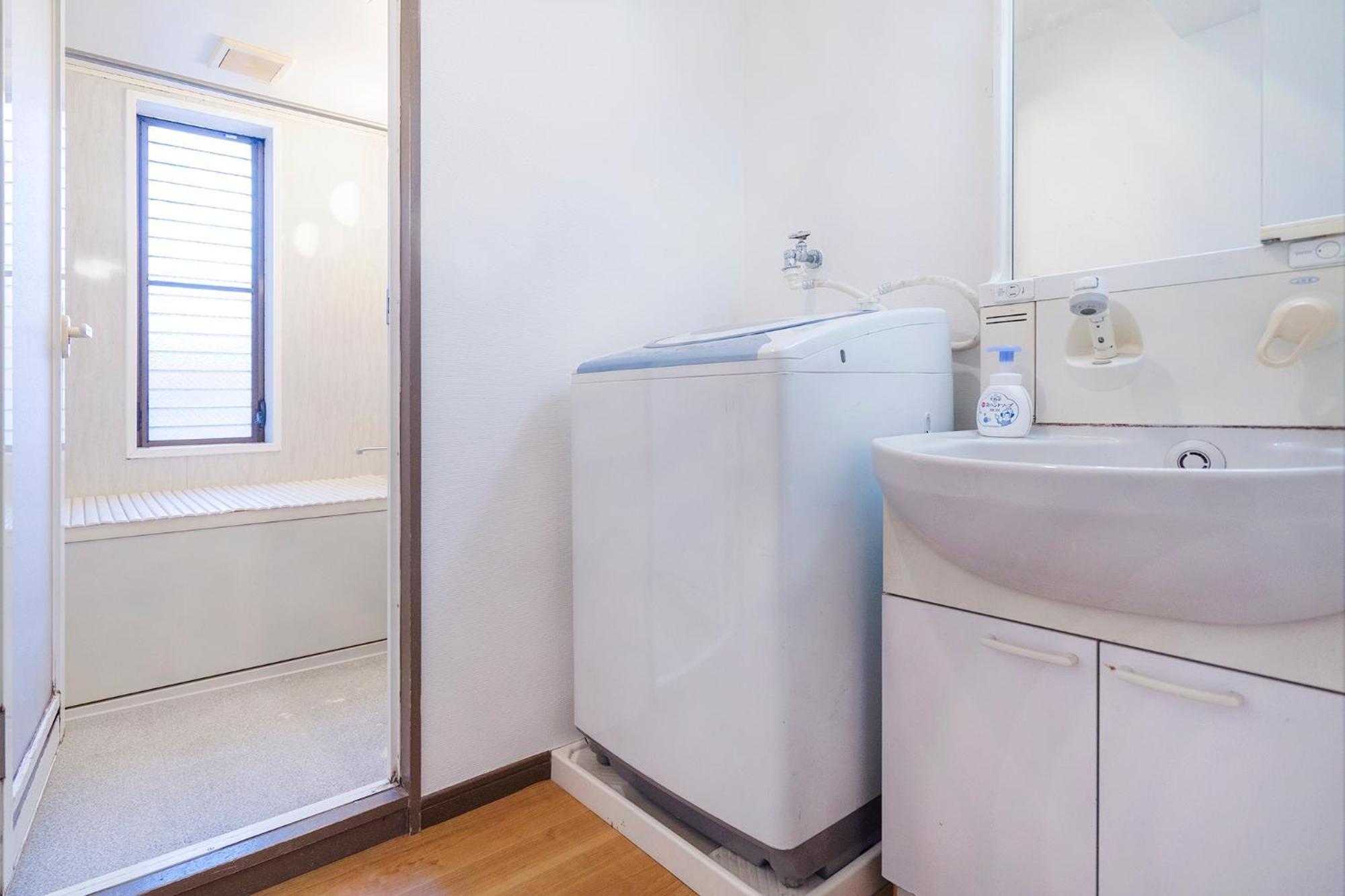 Charming Guesthouse In The Heart Of Okubo 丶steps To Metro And Convenient Travel! Eow4 Tokyo prefektur Exteriör bild