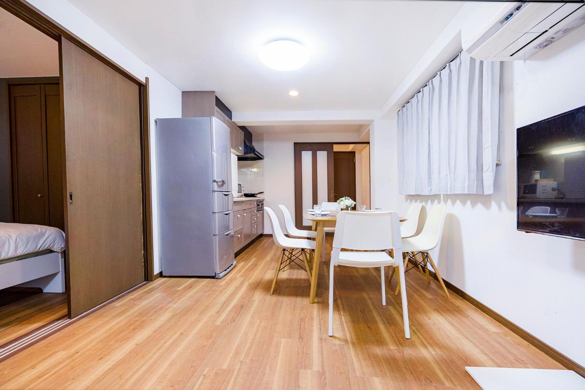 Charming Guesthouse In The Heart Of Okubo 丶steps To Metro And Convenient Travel! Eow4 Tokyo prefektur Exteriör bild